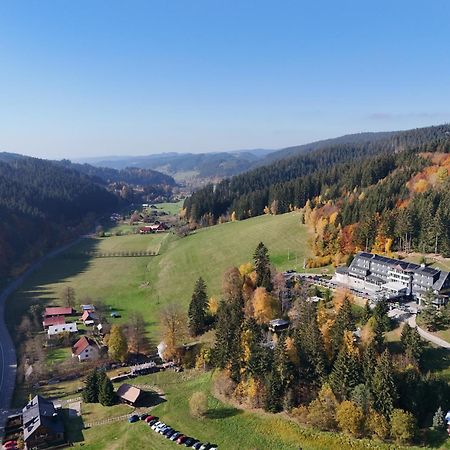 Spa Hotel Lanterna Velké Karlovice エクステリア 写真