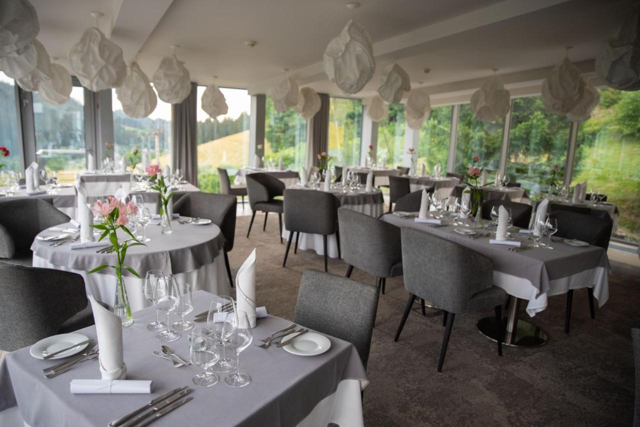 Spa Hotel Lanterna Velké Karlovice エクステリア 写真