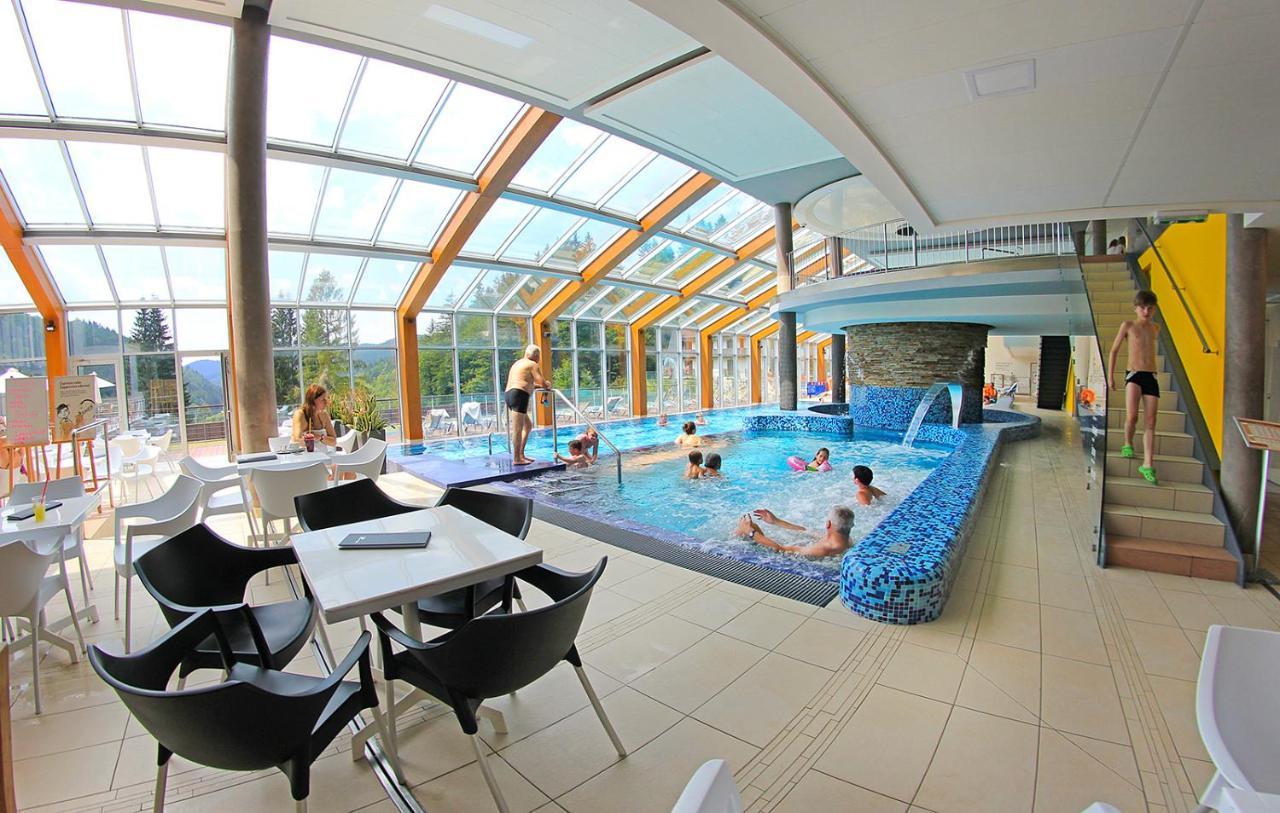 Spa Hotel Lanterna Velké Karlovice エクステリア 写真