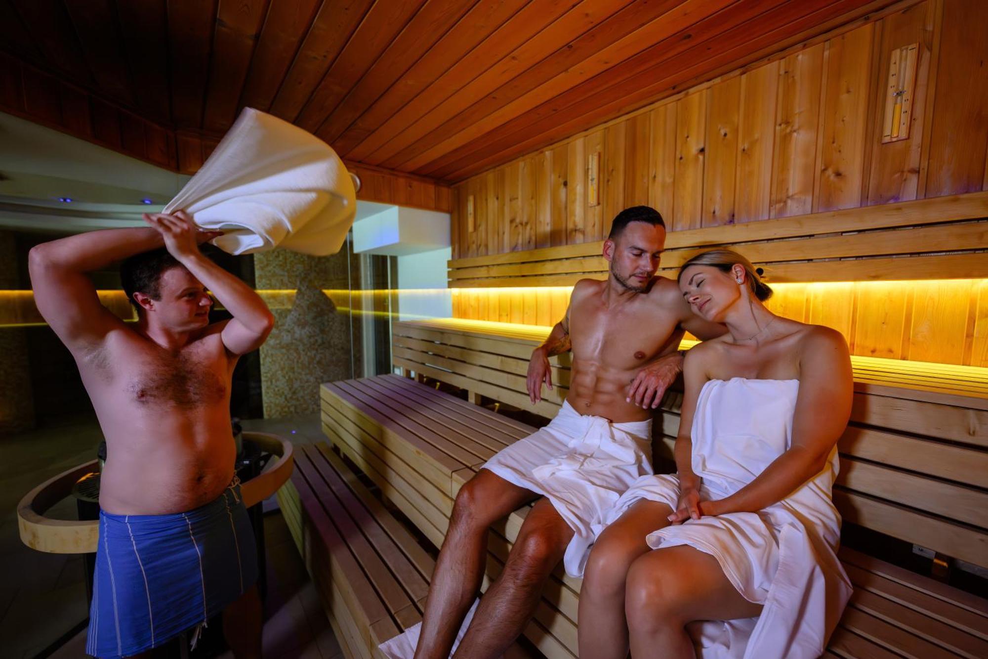 Spa Hotel Lanterna Velké Karlovice エクステリア 写真