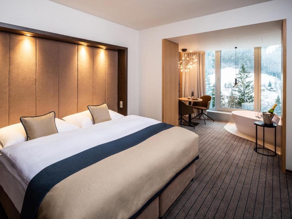 Spa Hotel Lanterna Velké Karlovice エクステリア 写真