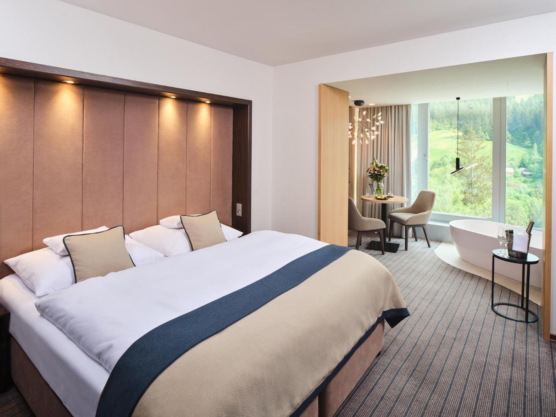 Spa Hotel Lanterna Velké Karlovice エクステリア 写真