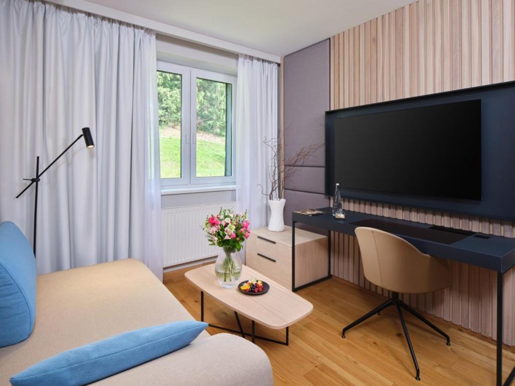 Spa Hotel Lanterna Velké Karlovice エクステリア 写真